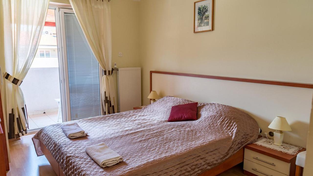 Pag Marina Rooms & Apartment 外观 照片