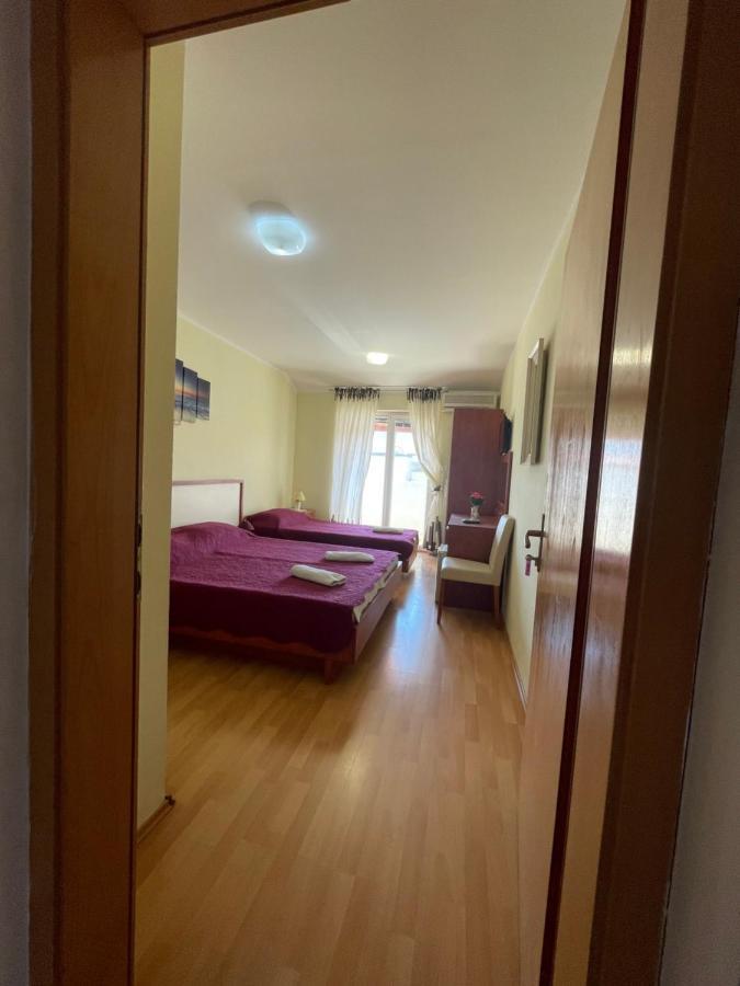 Pag Marina Rooms & Apartment 外观 照片