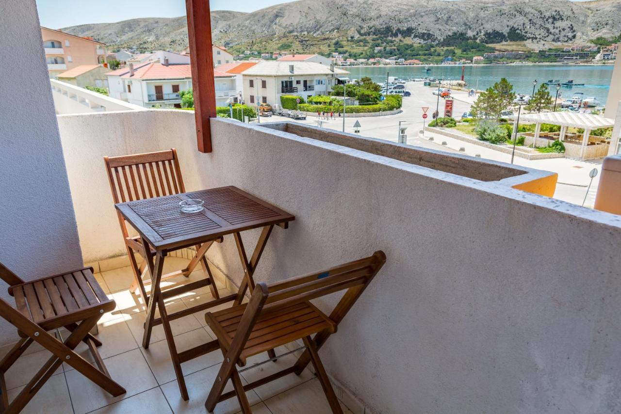 Pag Marina Rooms & Apartment 外观 照片