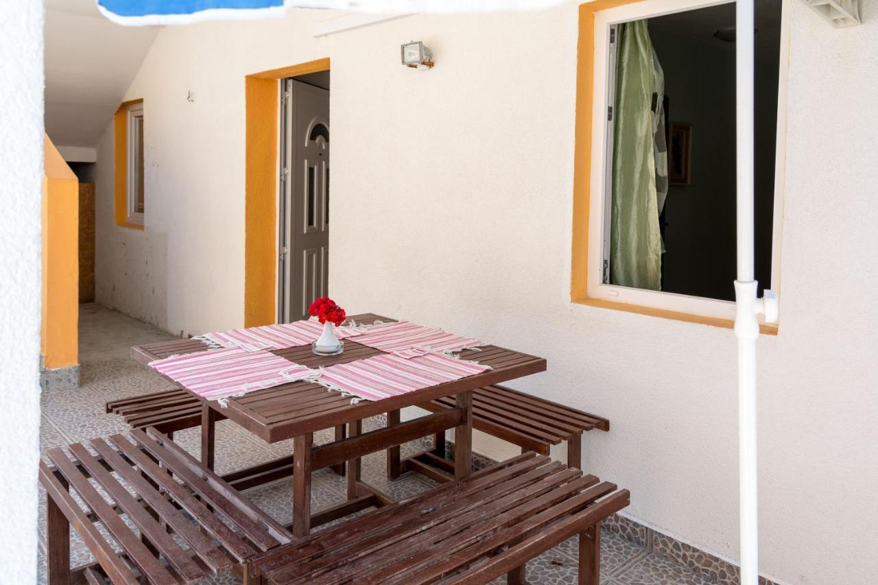 Pag Marina Rooms & Apartment 外观 照片